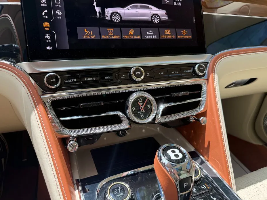 Bentley Flying Spur 2023 из KR, фото 4