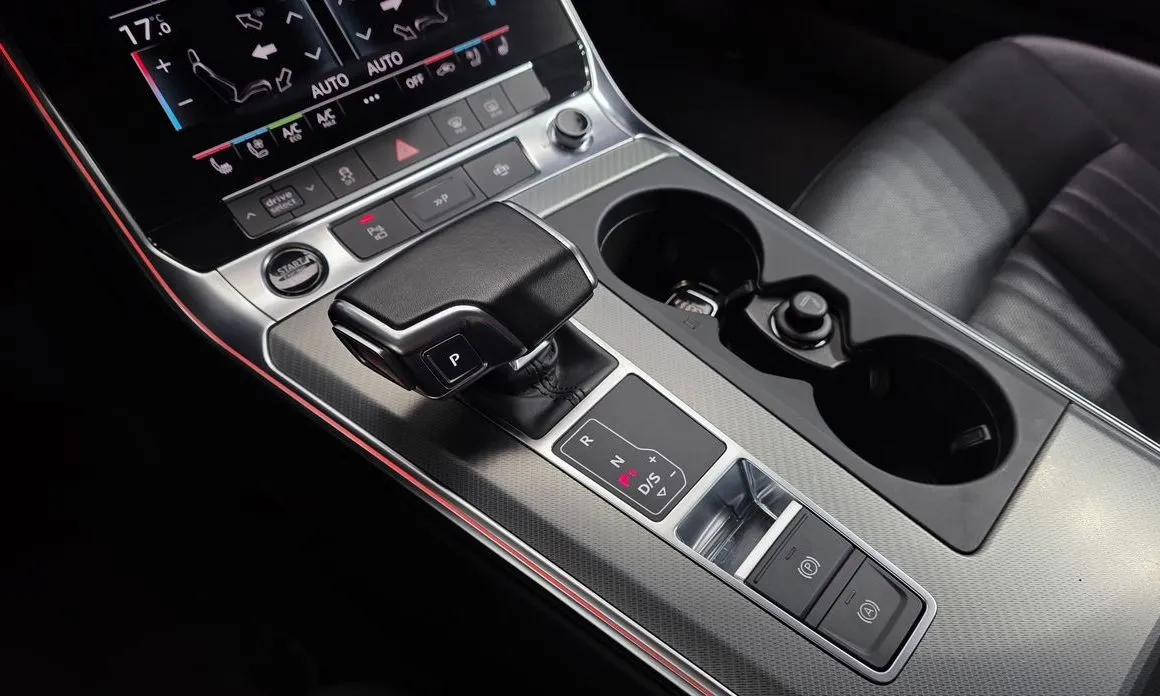 Audi A6 2023 из KR, фото 2