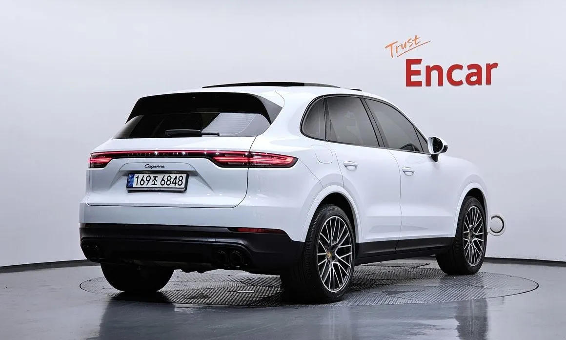 Porsche Cayenne 2021 из KR, фото 2