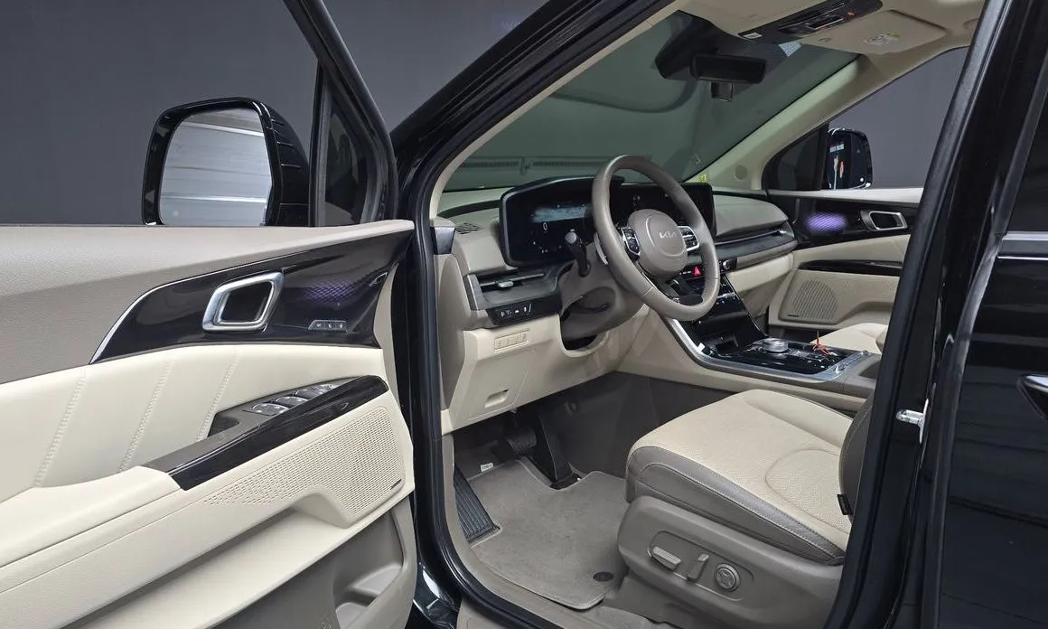 Kia Carnival 2023 из KR, фото 3