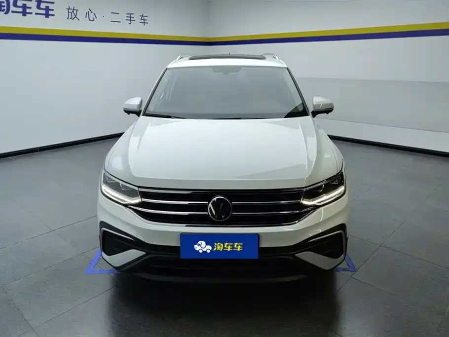 Volkswagen Tiguan L — фото 2