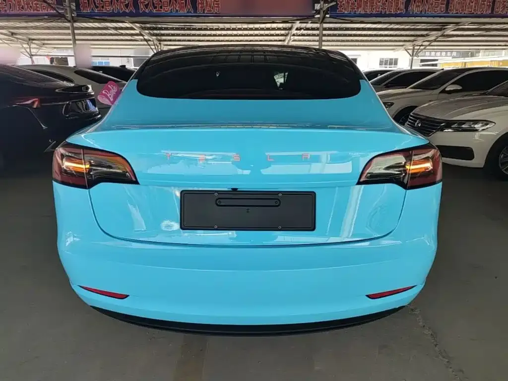 Tesla Model 3 — фото 7