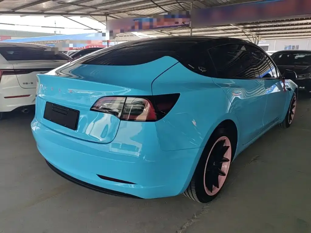 Tesla Model 3 — фото 10