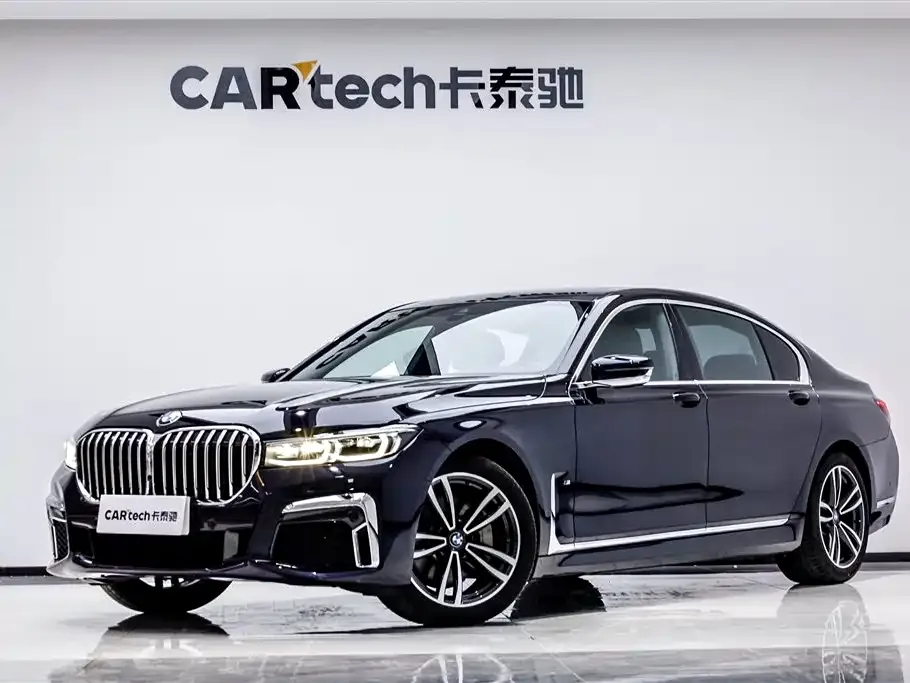 BMW 7 Series — фото 1