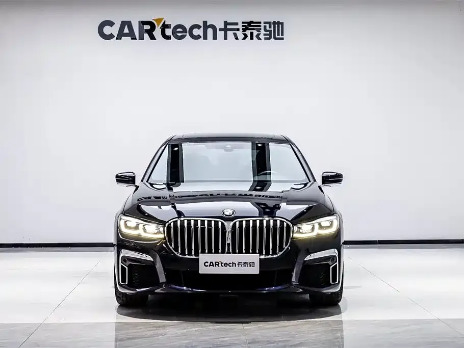 BMW 7 Series — фото 2