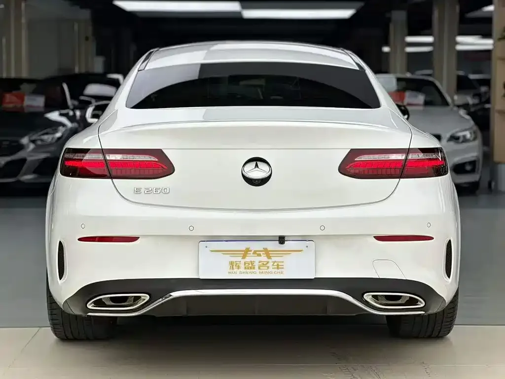 Mercedes-Benz E-Class (Import) — фото 7