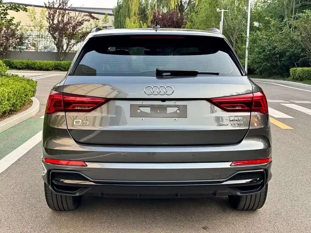 Audi Q3 — фото 5