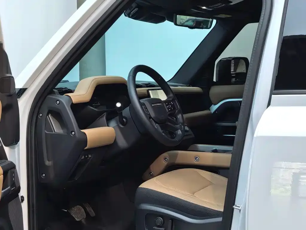 Land Rover Defender — фото 2