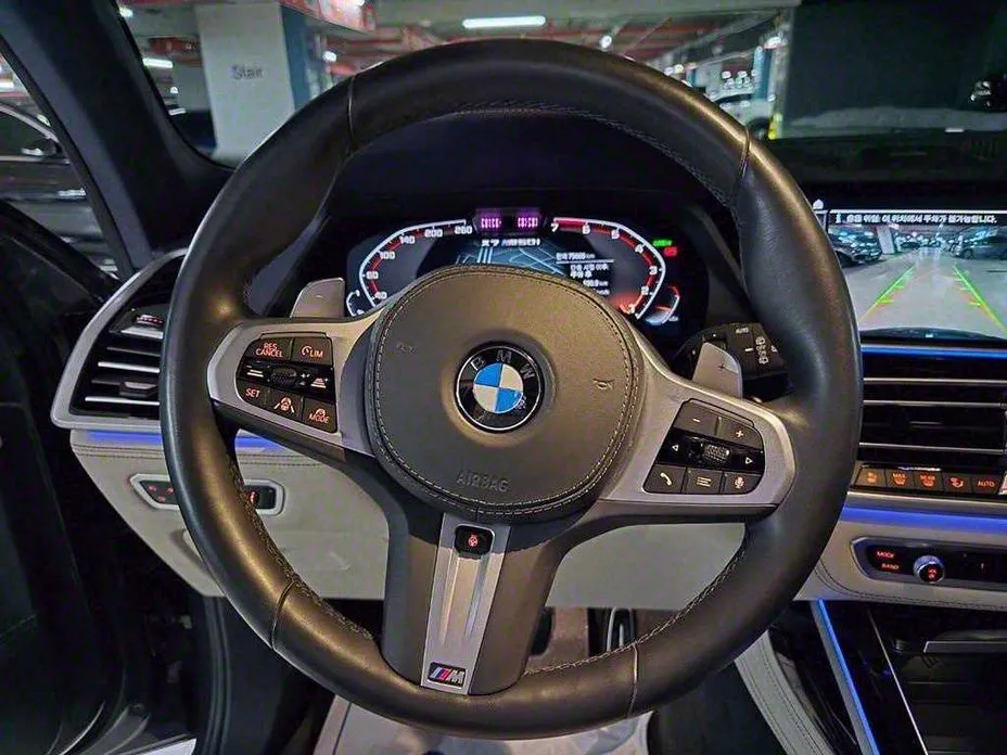 BMW X7 2021 из KR, фото 2