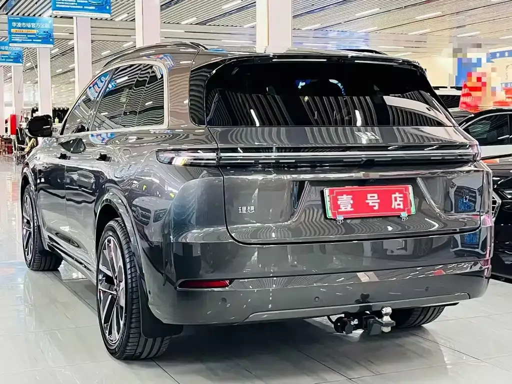 Li Auto L7 — фото 9