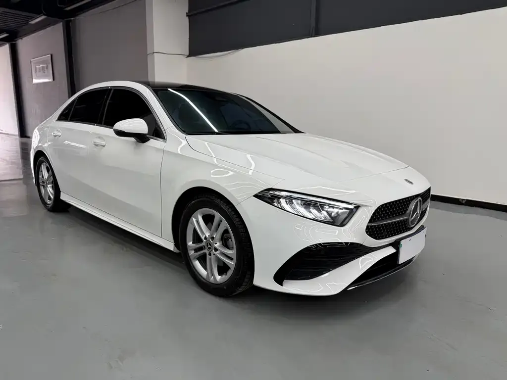 Mercedes-Benz A-Class — фото 8