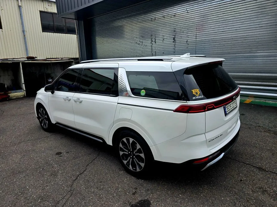 Kia Carnival — фото 2