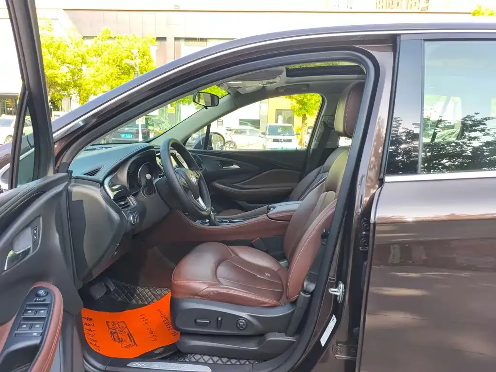 Buick Envision Plus — фото 3