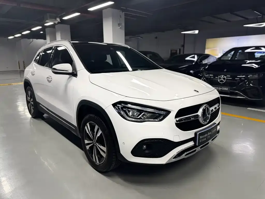Mercedes-Benz GLA — фото 8