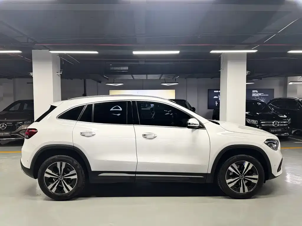 Mercedes-Benz GLA — фото 6