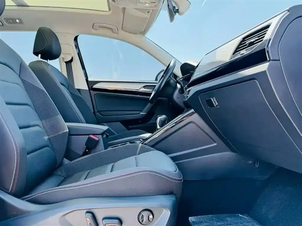 Volkswagen Tayron 2022 из CN, фото 9