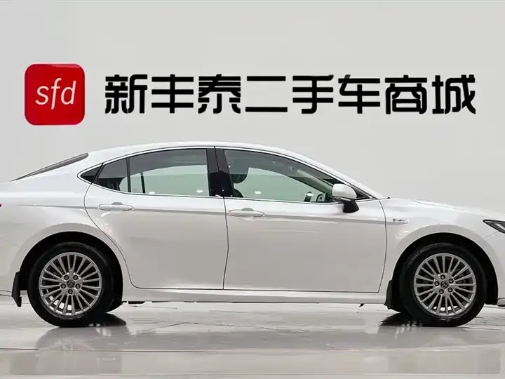 Toyota Camry 2024 из CN, фото 2
