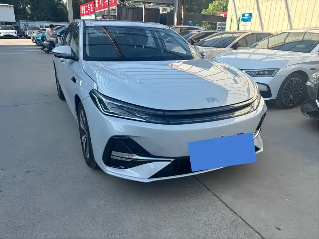 Geely 银河A7 EM 2025 из CN, фото 4