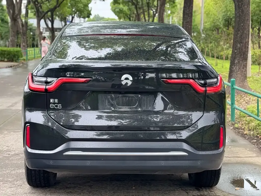 NIO EC6 — фото 8