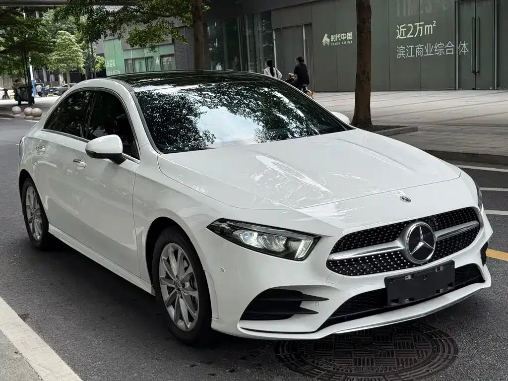 Mercedes-Benz A-Class — фото 1