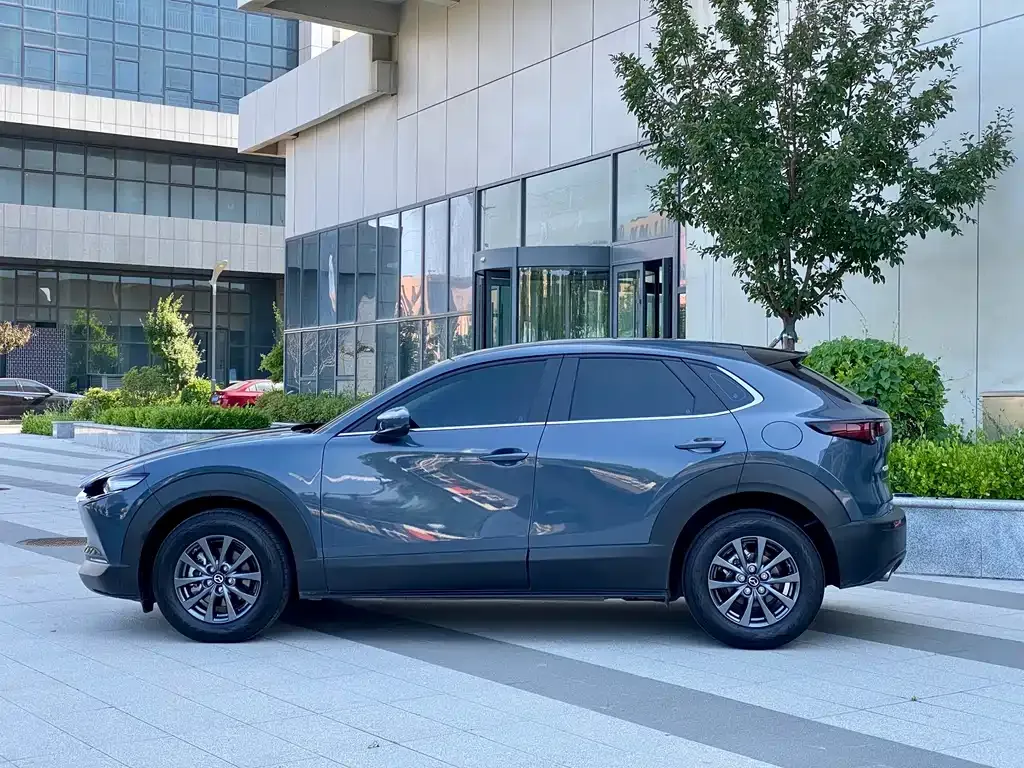 Mazda CX-30 2024 из CN, фото 7