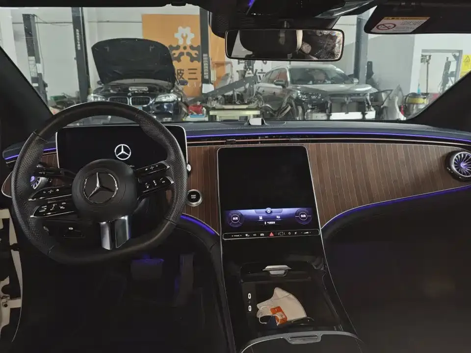 Mercedes-Benz EQE 2023 из CN, фото 6