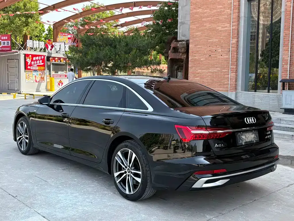 Audi A6L — фото 4
