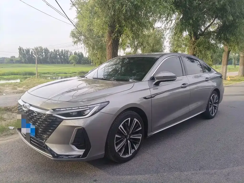 Chery Arrizo 8