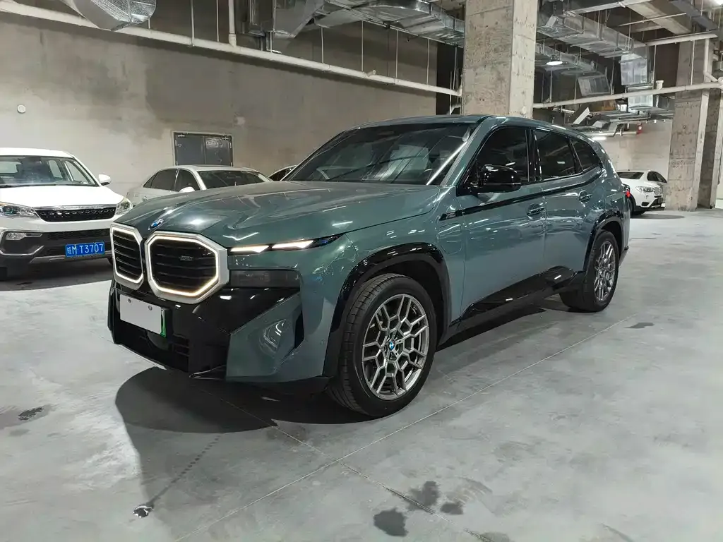 BMW XM