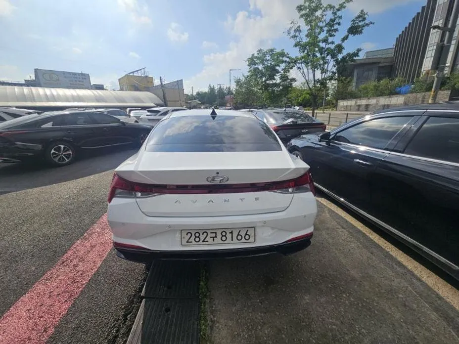 Hyundai AVANTE 2023 из KR, фото 10