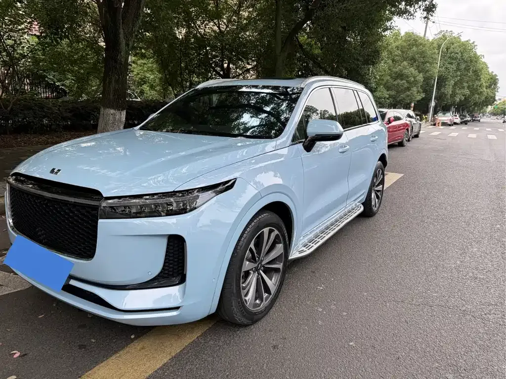 Li Auto ONE