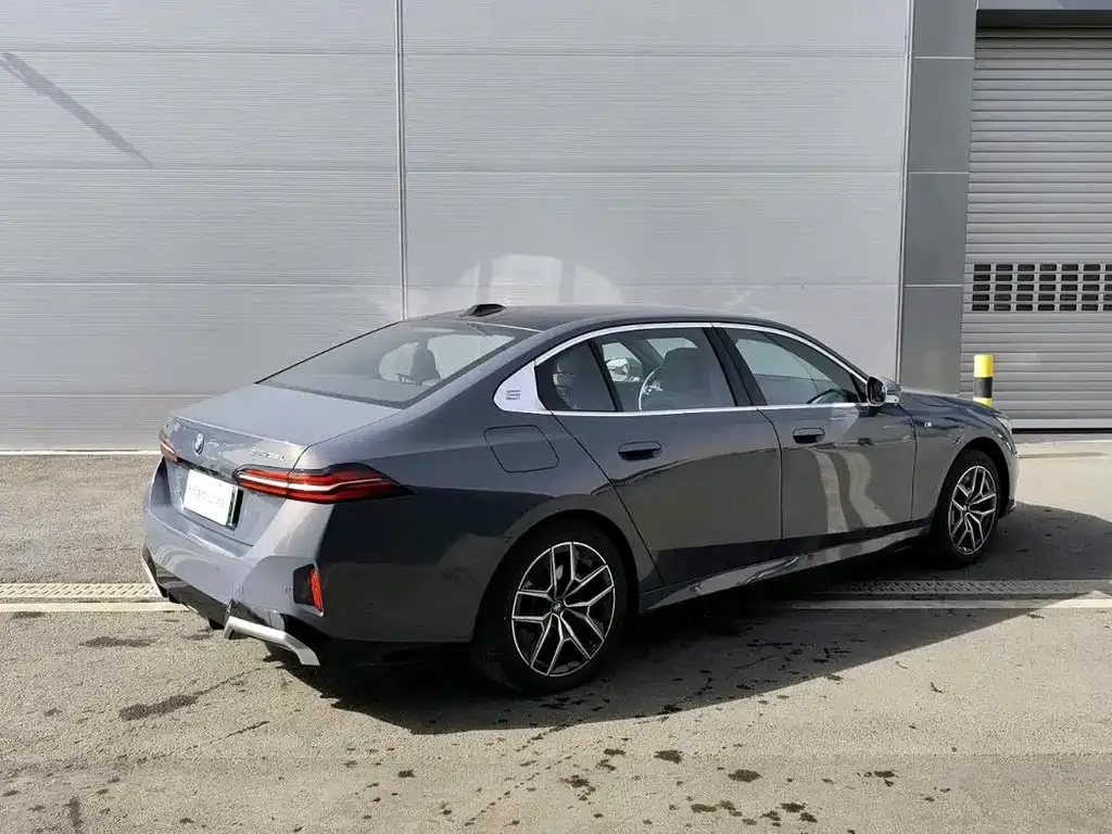 BMW i5 2024 из CN, фото 10