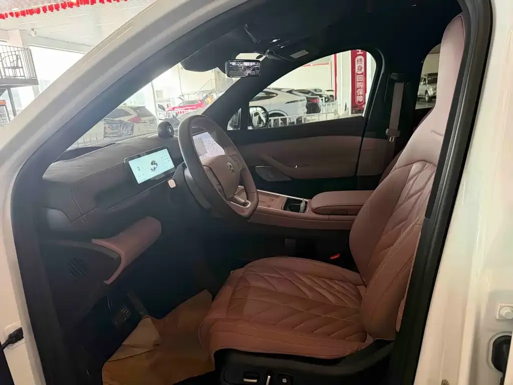 NIO EC6 2025 из CN, фото 5