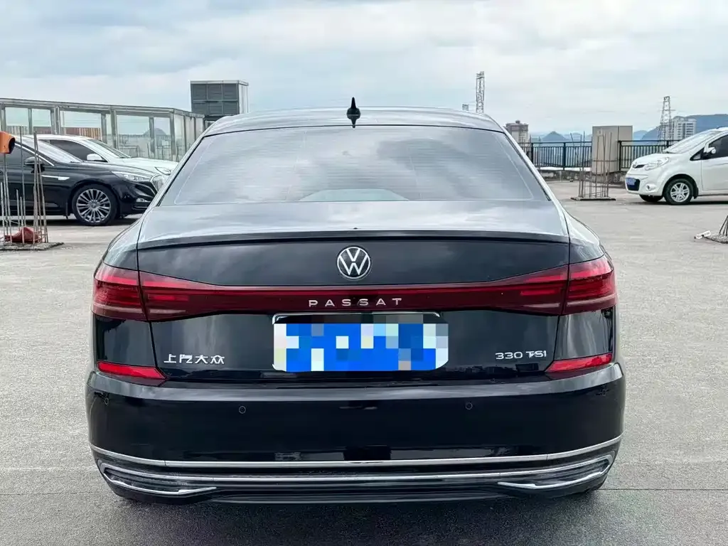 Volkswagen Passat — фото 2