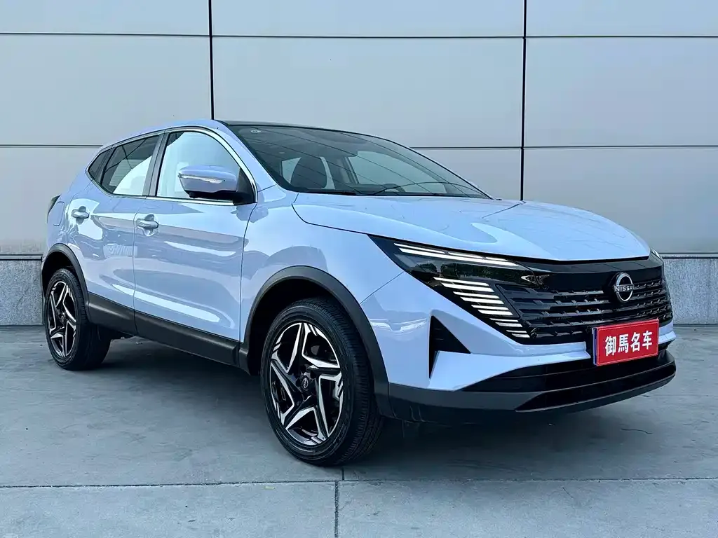Nissan Qashqai — фото 7