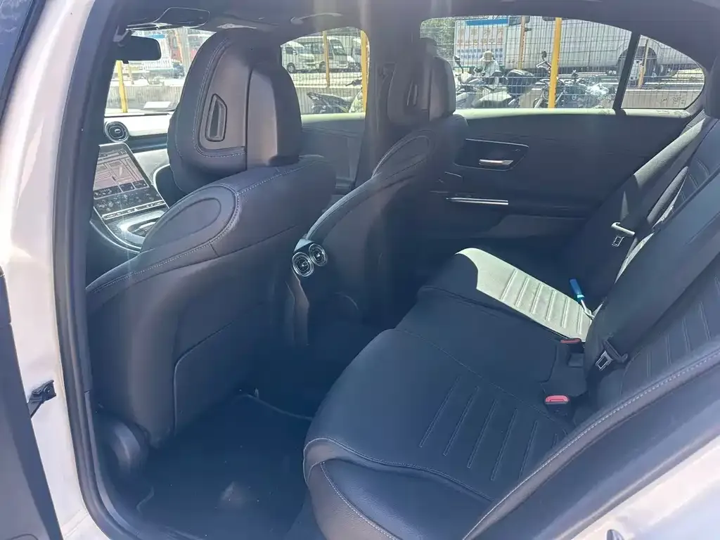 Mercedes-Benz C-Class 2024 из CN, фото 3