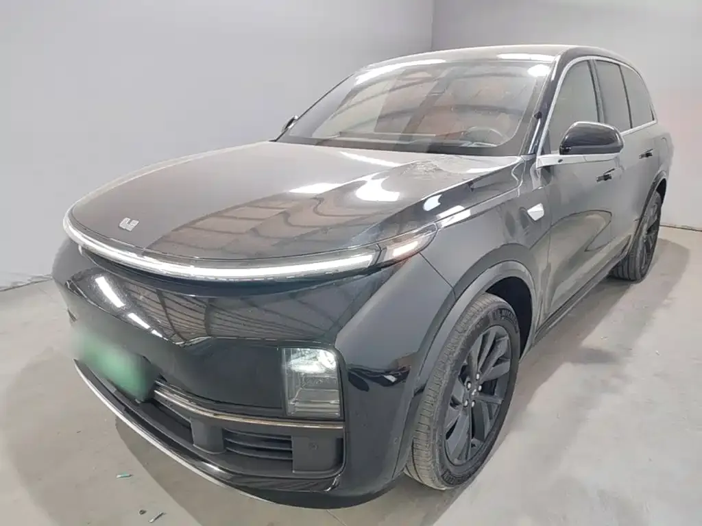 Li Auto L8