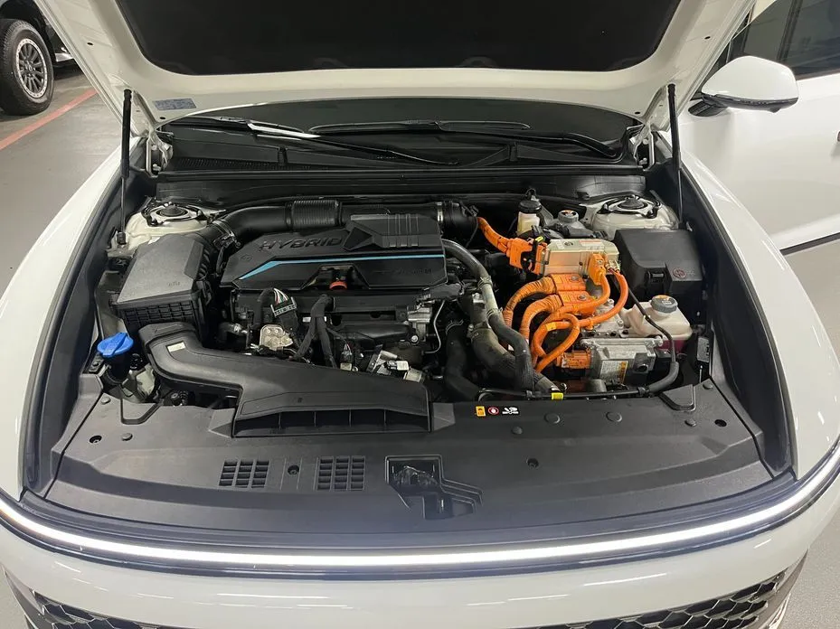 Hyundai Grandeur 2024 из KR, фото 9