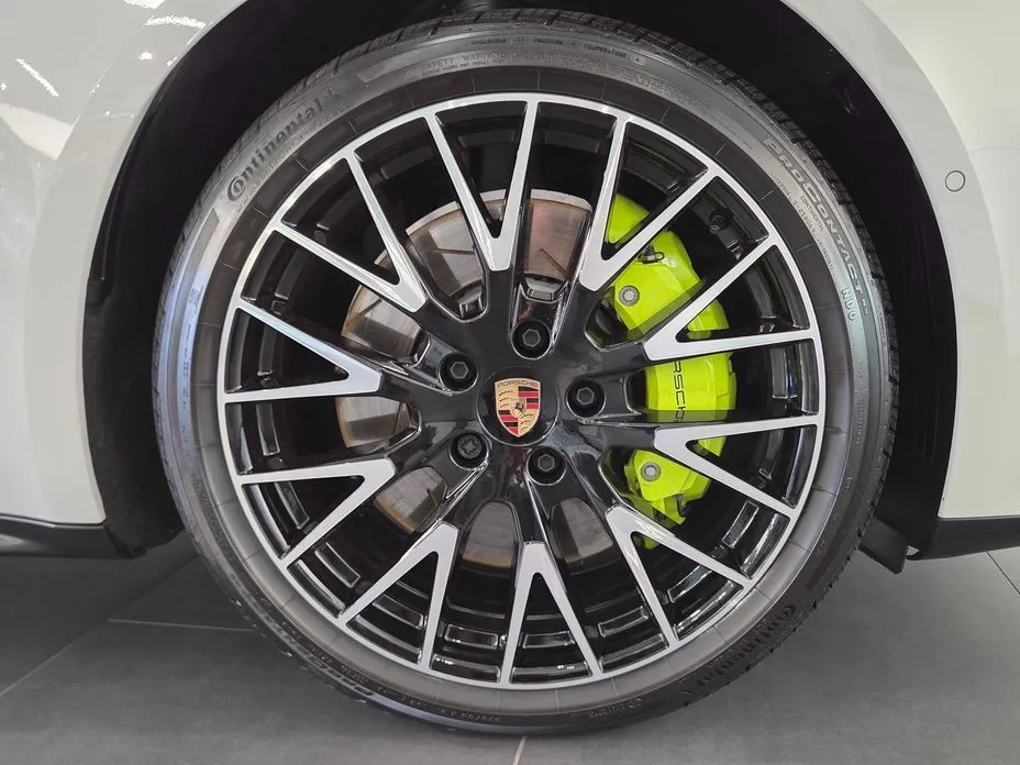 Porsche Panamera 2025 из KR, фото 9