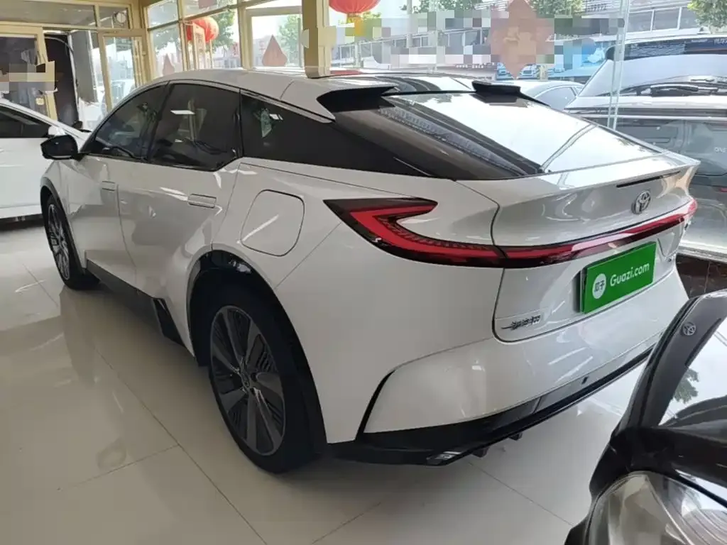 Toyota bZ5 2025 из CN, фото 6