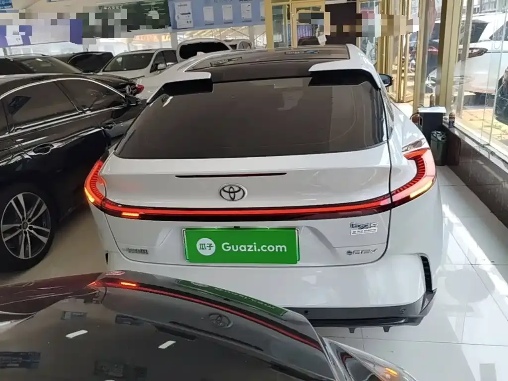 Toyota bZ5 2025 из CN, фото 7