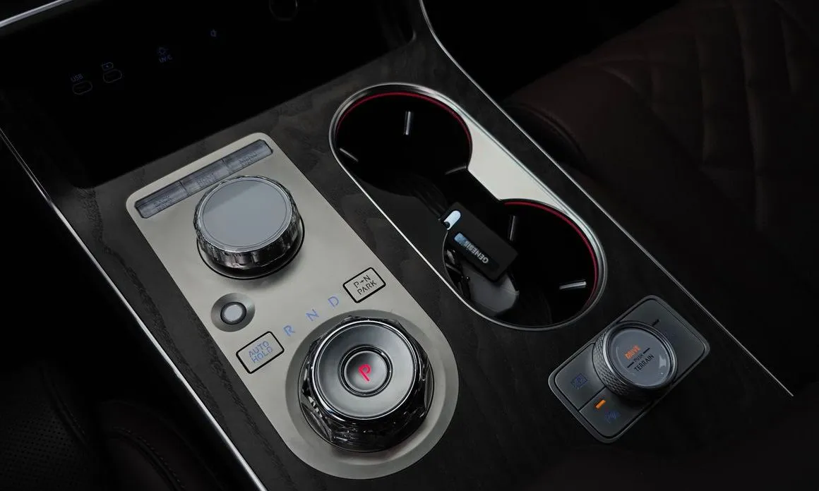 Genesis GV80 — фото 2