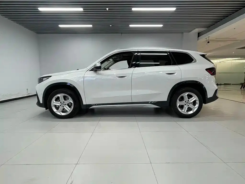 BMW X1 — фото 2