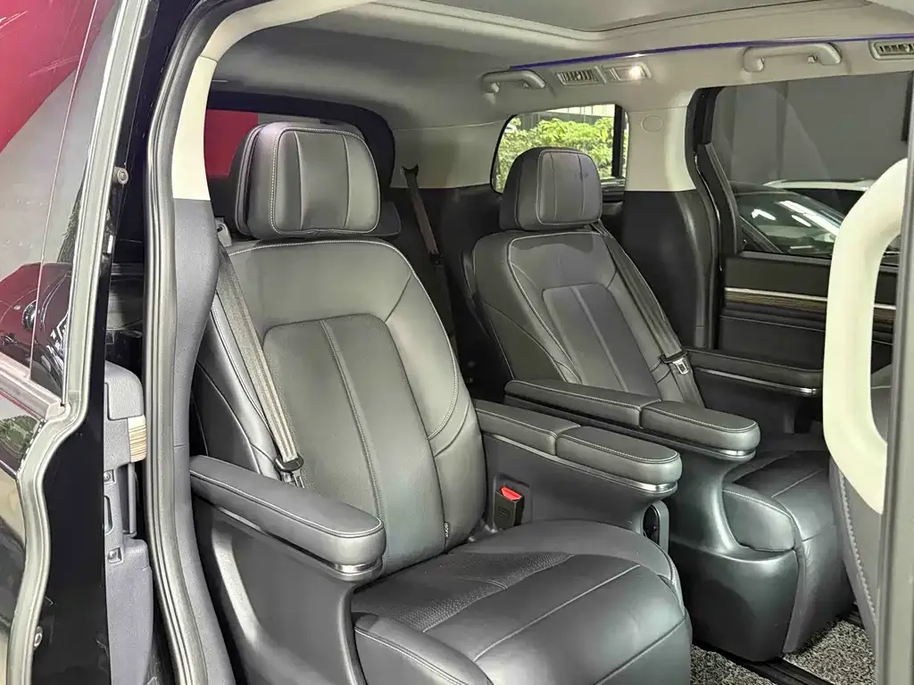 GAC Motor Trumpchi M8 — фото 2