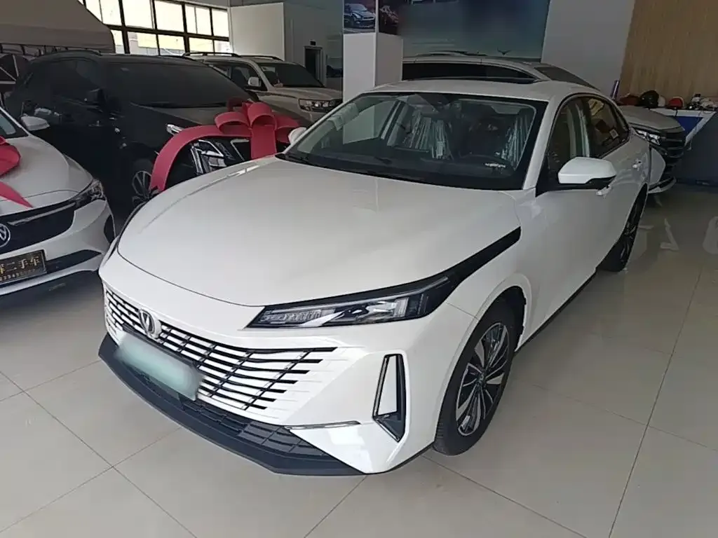 Changan Eado PHEV 2026 из CN, фото 5