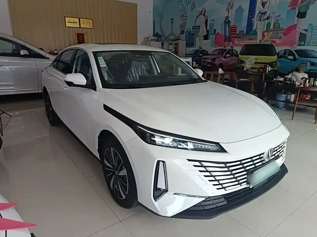 Changan Eado PHEV 2026 из CN, фото 9