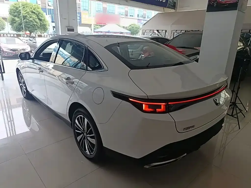 Changan Eado PHEV 2026 из CN, фото 7