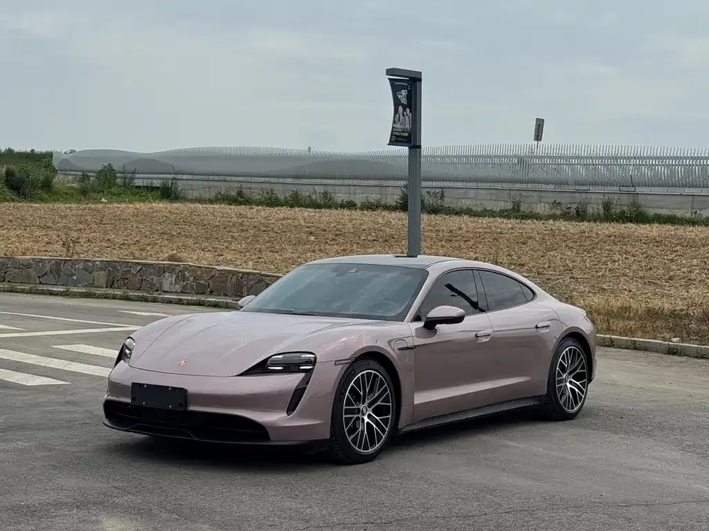 Porsche Taycan