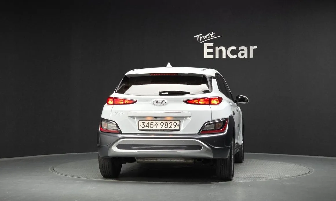 Hyundai Kona — фото 2