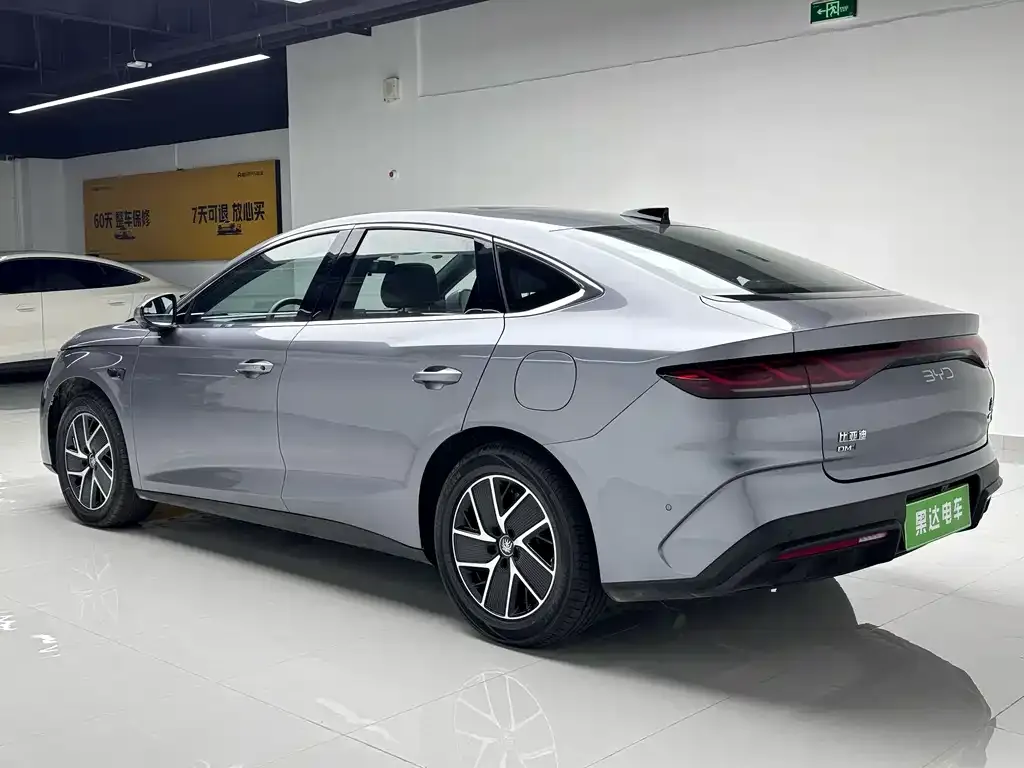 BYD Qin L — фото 10